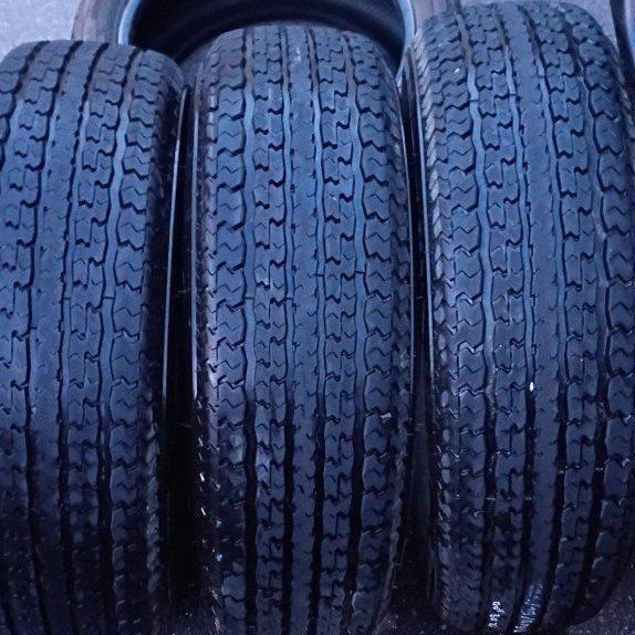 * Real Nice ST225/75R15 Trailer Tires *