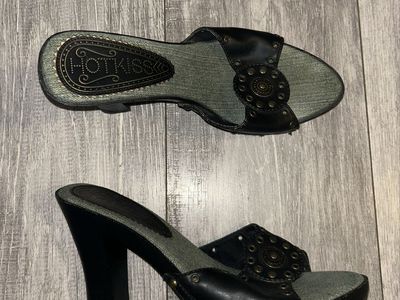 Vintage Hot Kiss Y2K Black & Denim Studded Heeled Mule Sandals