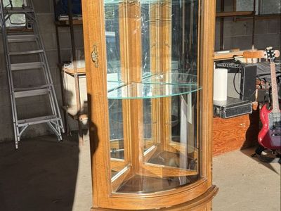 ESTATE Sale- cute lil corner curio cabinet $75 OBO