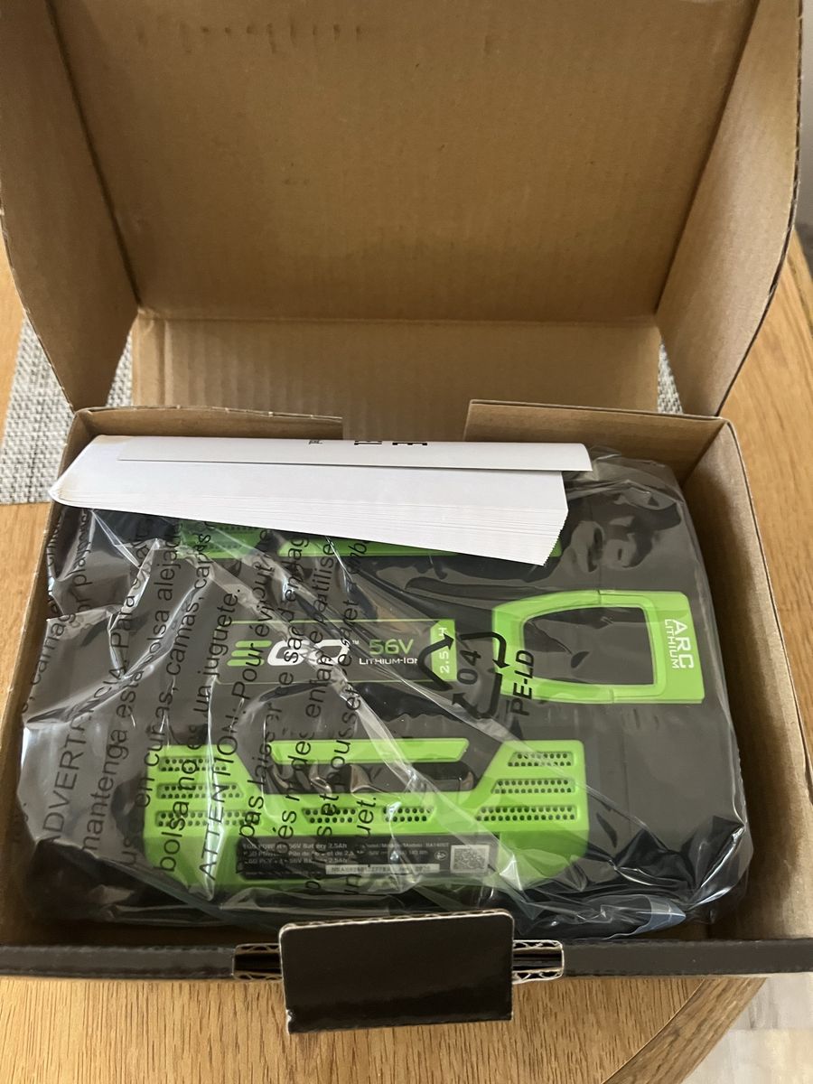 Ego 56v 2.5ah battery brand new with charger.
