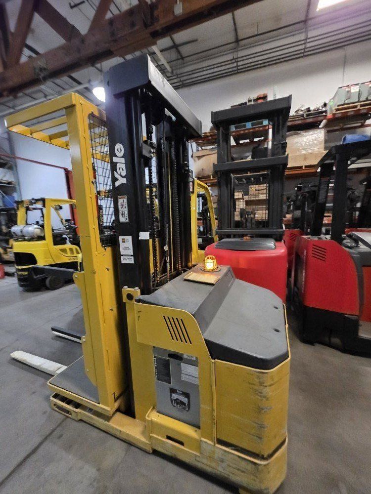 2019 Yale Order Picker