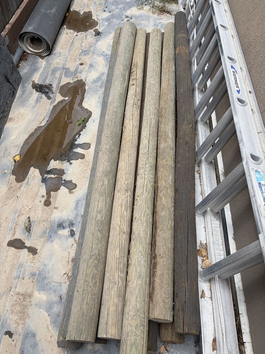 Lumber posts 