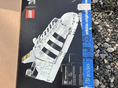 Lego Adidias Original Superstar Set