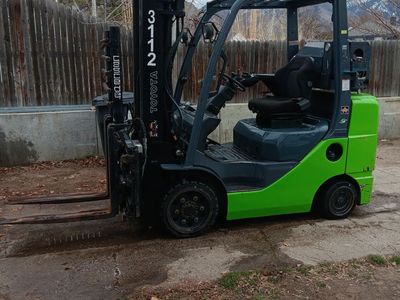 Toyota 6500 lb forklift