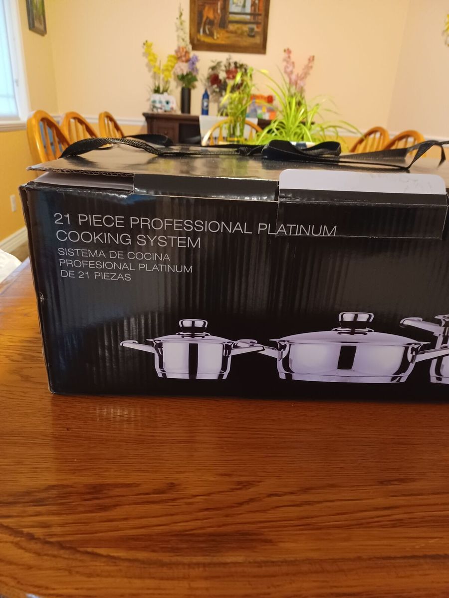 21 piece Lake Industries Cookware