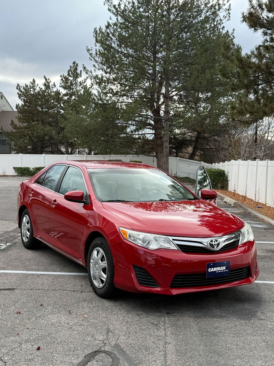 2014 Toyota Camry LE