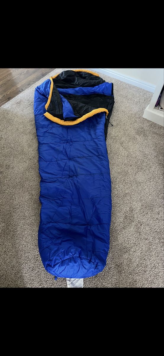 Coleman Summit II Mummy Sleeping Bag - 36"x95"x22" Nylon/Taffeta, 0°F Rated