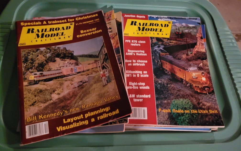 Railroad Model Craftsman Magazines (Lot of 15+) - Vintage Model Railroading Guides