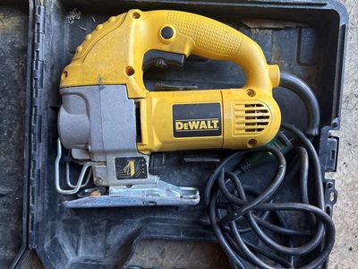 DeWalt jigsaw