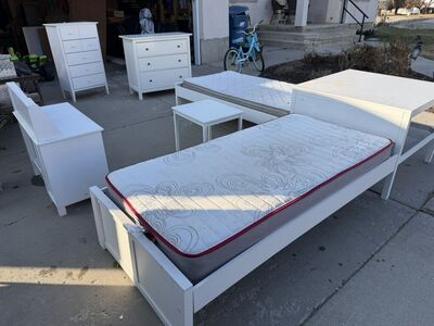 Twin Full Bedroom Set