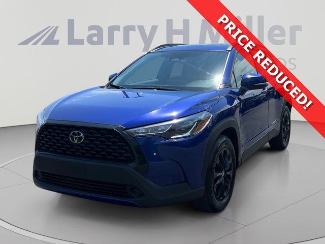 2024 Toyota Corolla Cross LE