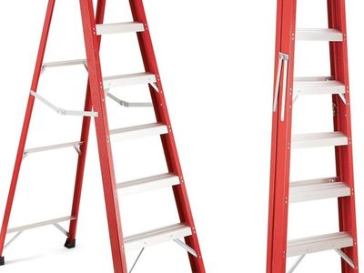 8 Foot Fiberglass Step Ladder, 375 Lb Load