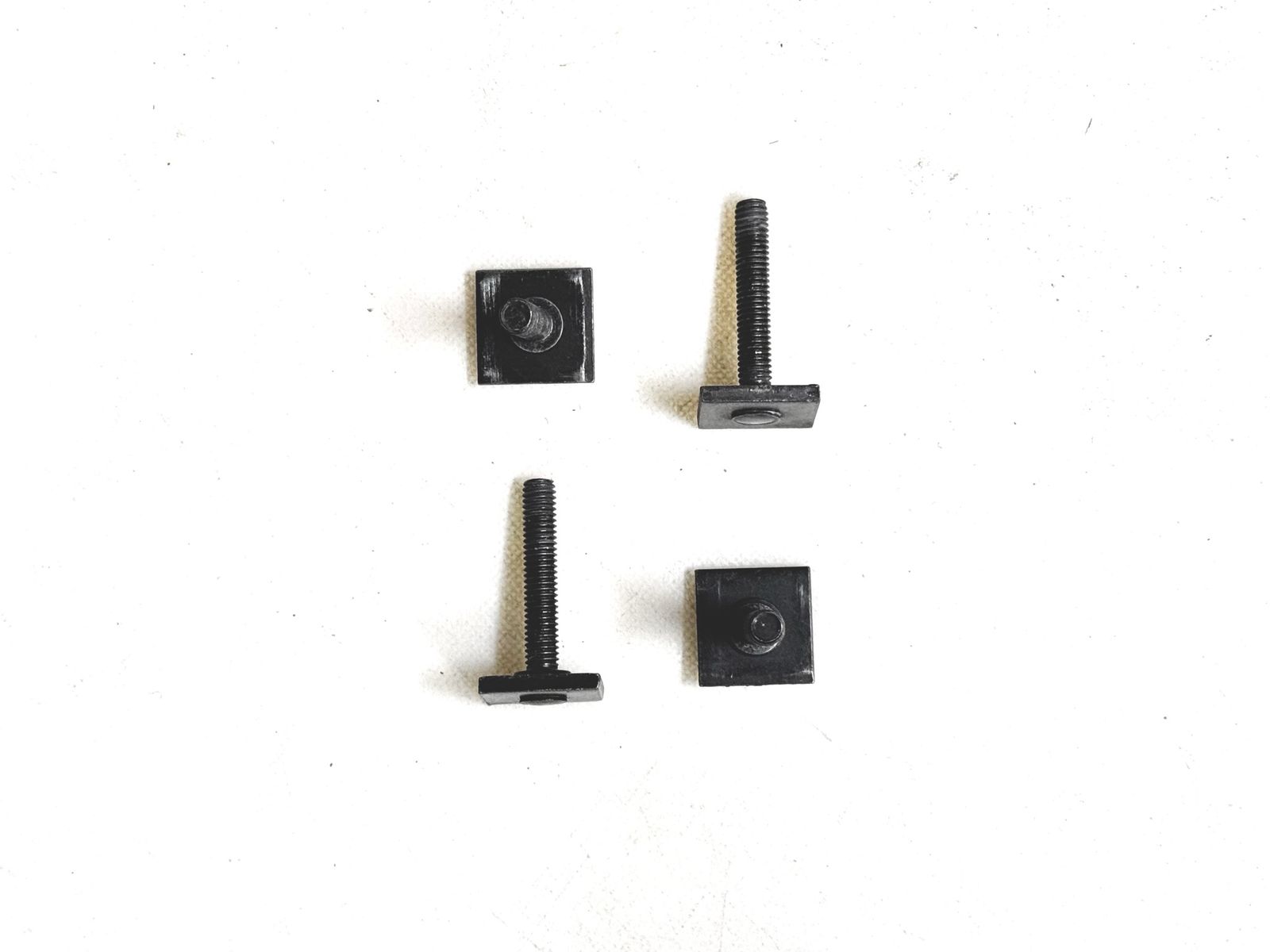 Thule T Bolt 1-1/2 in. Long for Slot Crossbar Roof Rack Set of 4