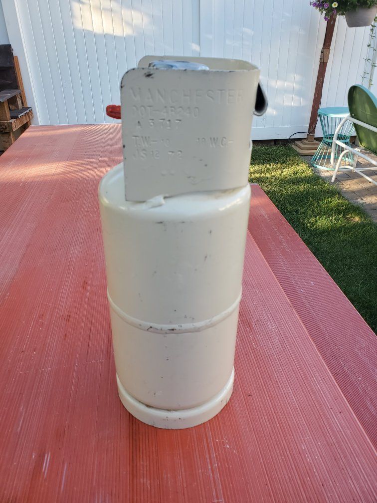 Main image 5