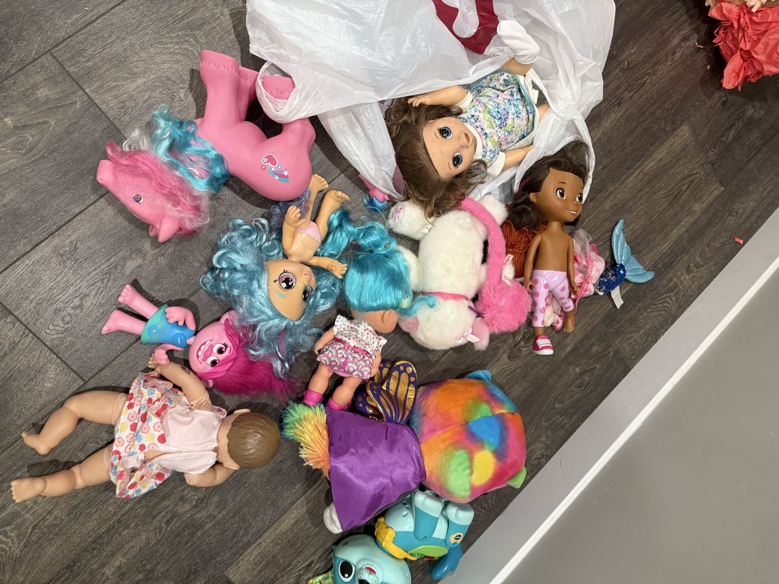 Dolls lot