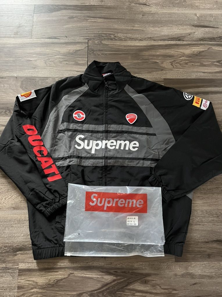Supreme jacket