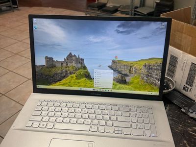INSANE DEAL ON LOADED 17in Asus vivobook i7@4.7ghz 24gb. ram 512gb w/warranty