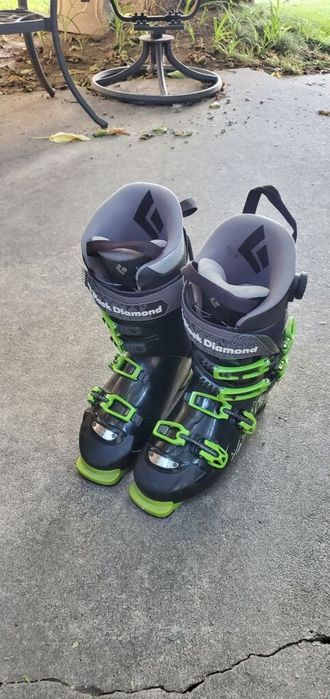 Mens Black Diamond Boa 8-9 Ski Boots Mondo 27-27.5