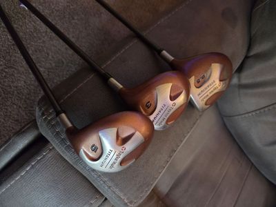 Taylormade Titanium wood set D,3,5 w bubble shaft
