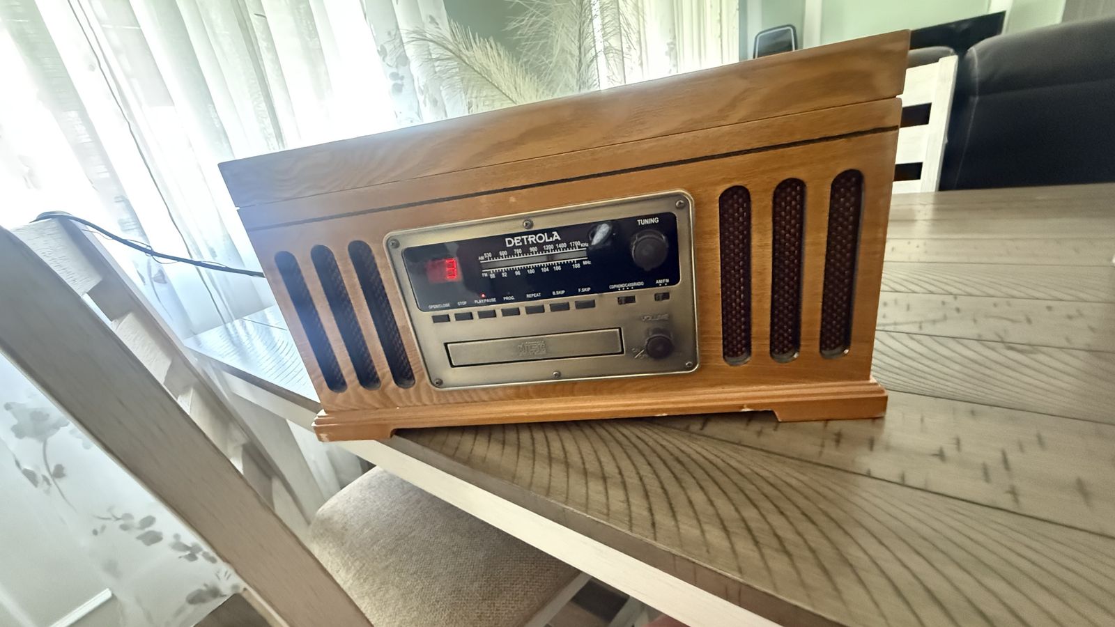 Detrola Vintage Style Record Player