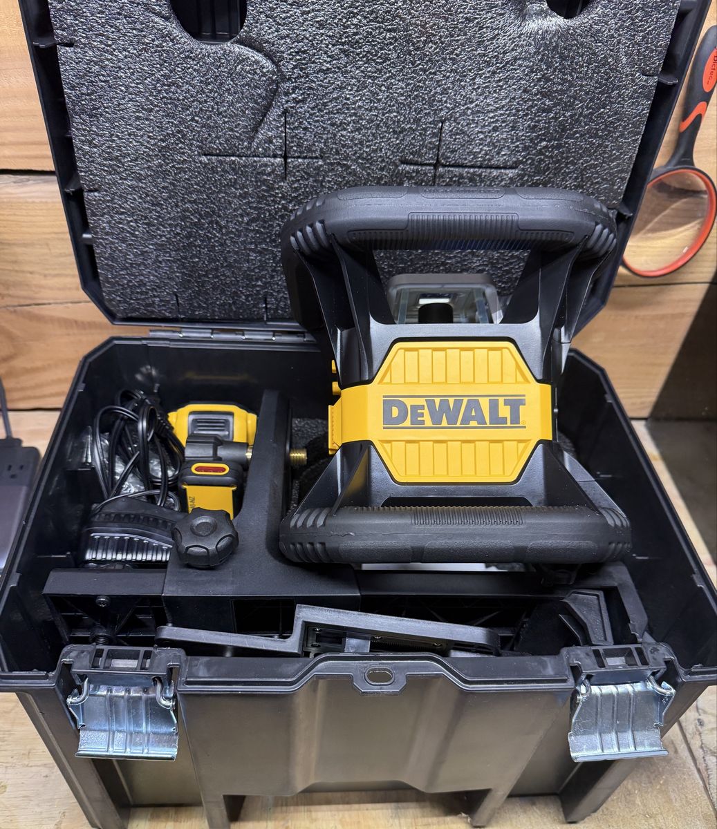 DEWALT DW079LR Red Rotary Laser