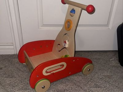 Hape Wonder Walker Push and Pull Toddler Walking Toy