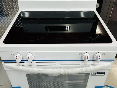 Frigidaire Electric Glass Top Range New