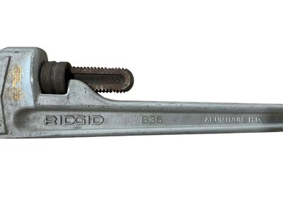 Rigid Pipe Wrench 836 E75010043