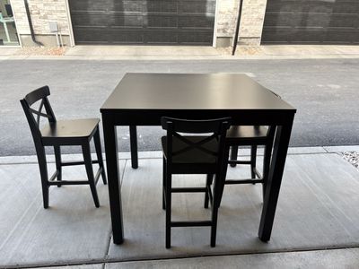 Dining set