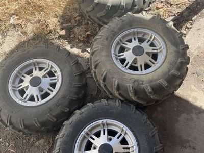 Can am outlander wheels and tires