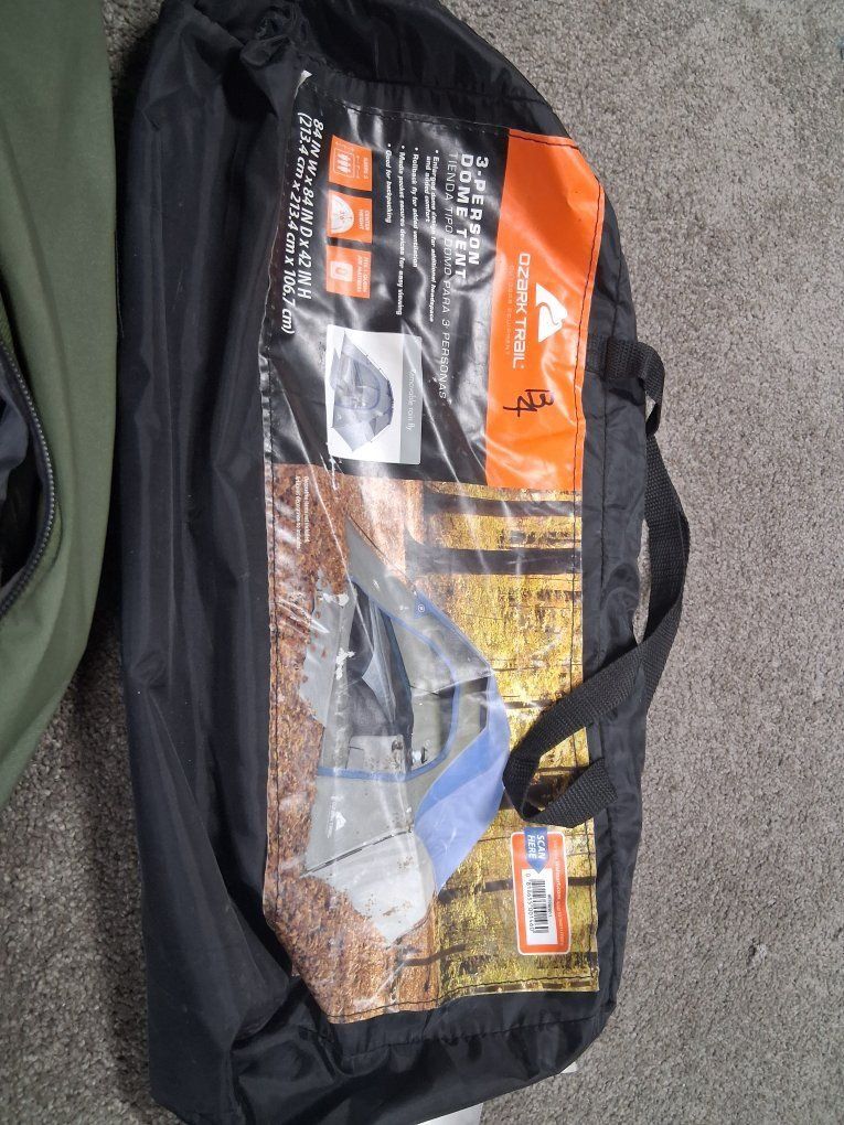 Ozark Trail 3 Person Dome Tent New!