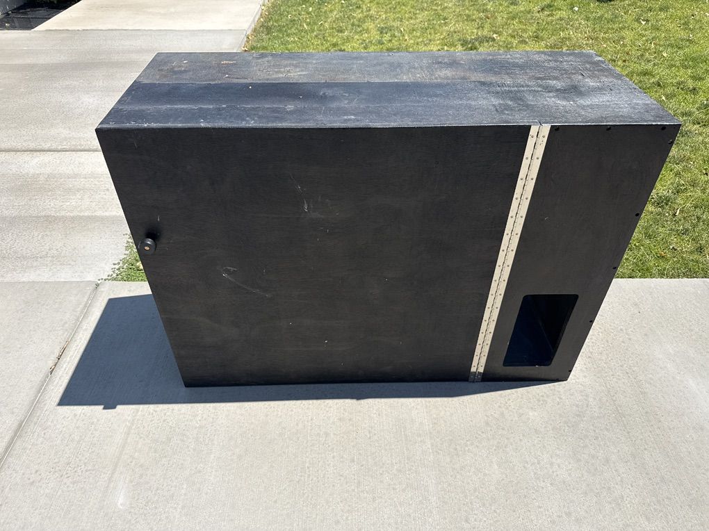 Litter Box Enclosure