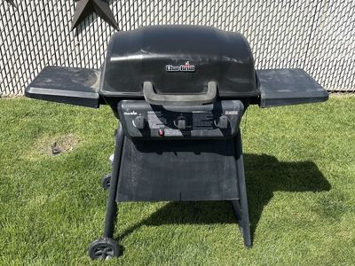 BBQ grill (propane)