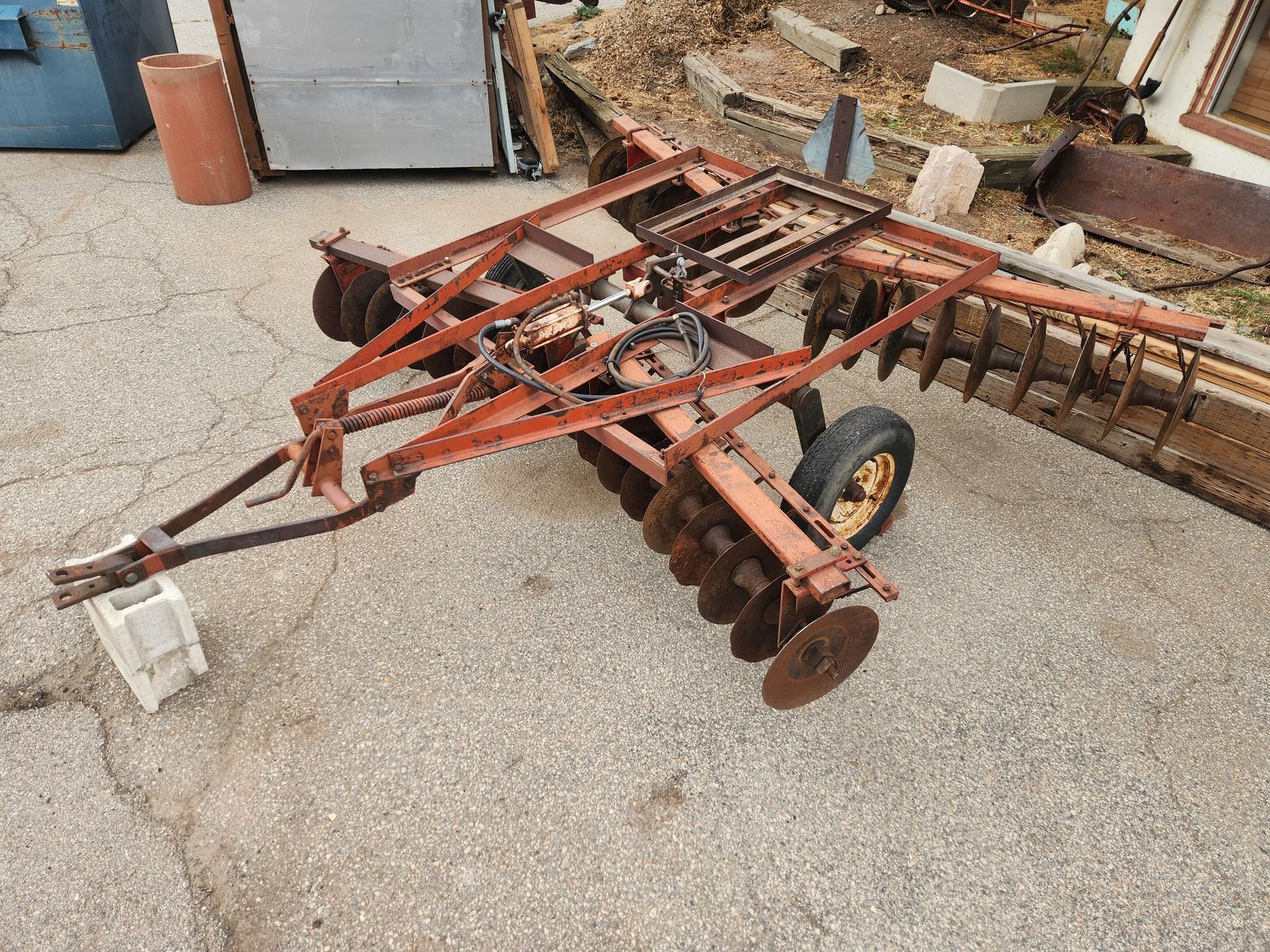 International 350 Disc (12' Disc)
