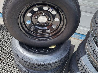 Trailer Tires w/Rims ST205/75D15
**White & Black**
Free Country/Garvee/Eco Trail