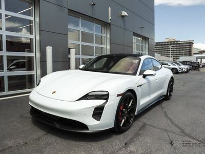 2022 Porsche Taycan GTS