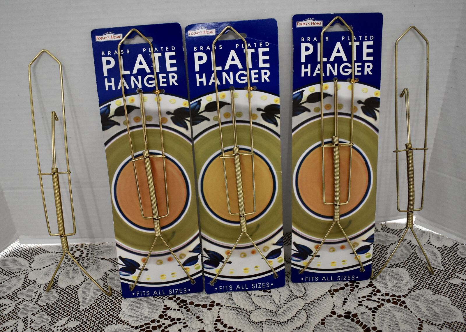 Set Of 5 New Brass Plated Adjustable Wire Plate Hangers