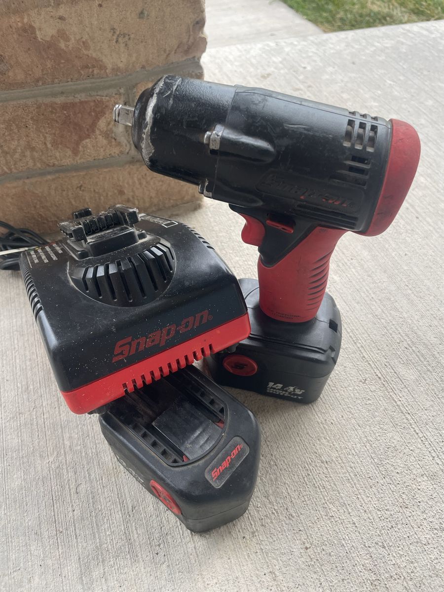 Snap-On 3/8 impact cordless 14.4 volt