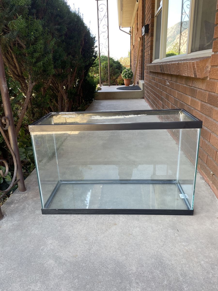 30 Gallon Fish Tank