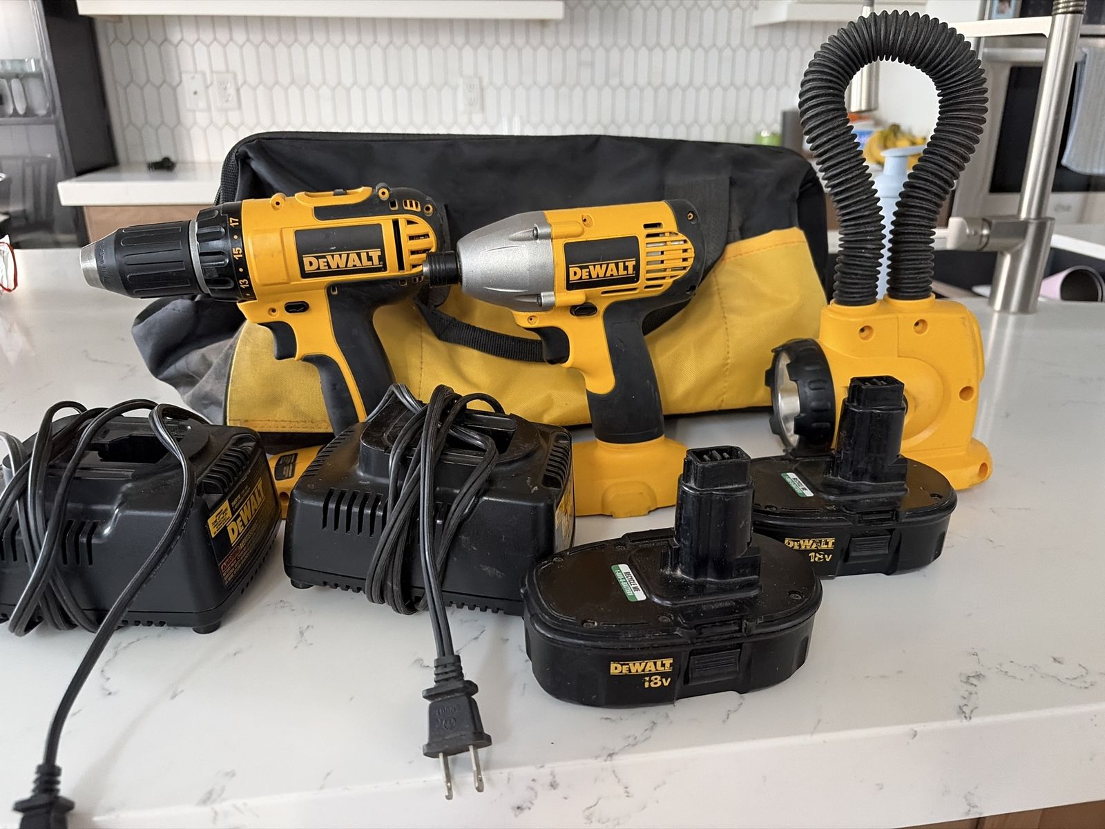 Dewalt power drill combo with batteries