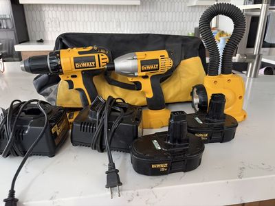 Dewalt power drill combo with batteries