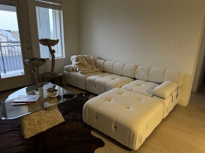 4 pc Sectional Couch