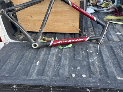 Xenith Team Carbon Fiber Frame