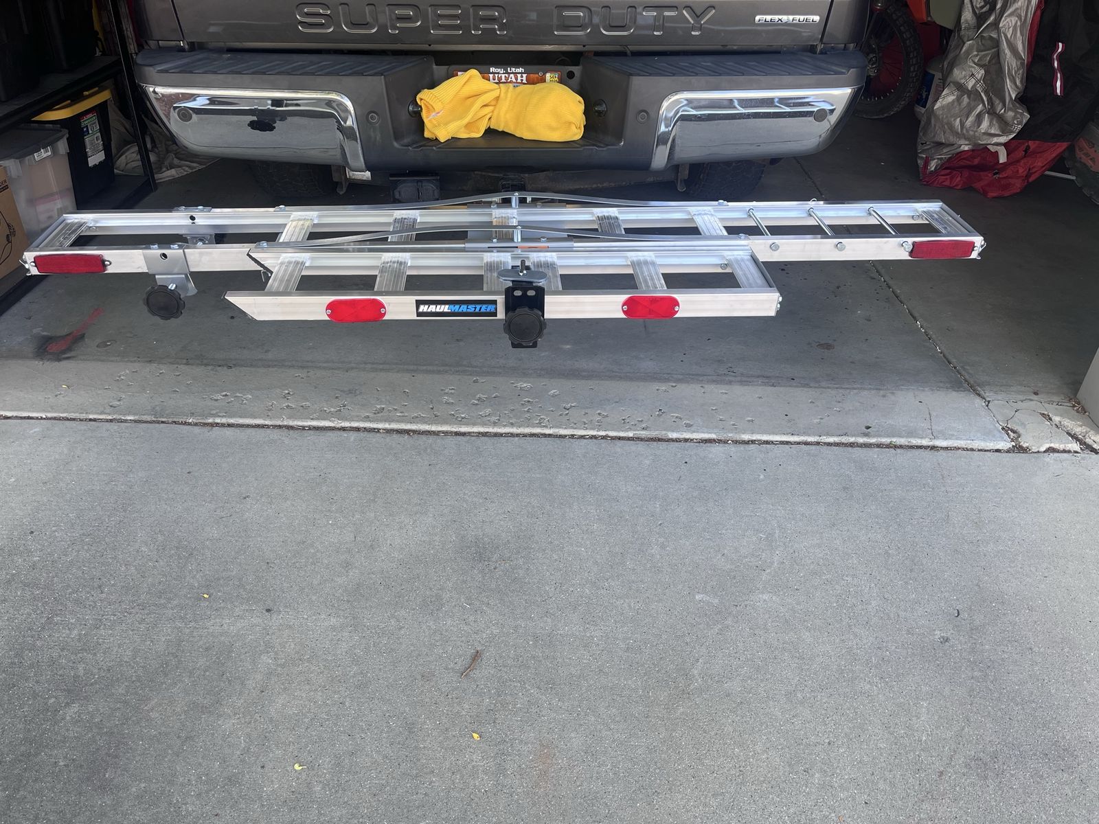 Haul-Master 400 lb cap. hitch motorcycle carrier