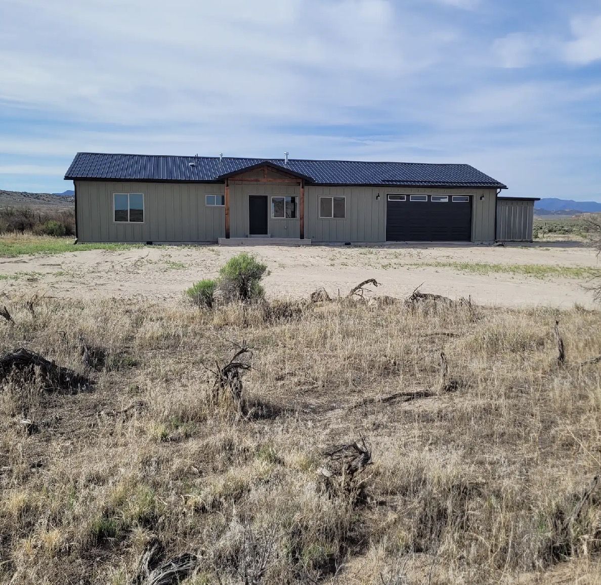 Main image 17