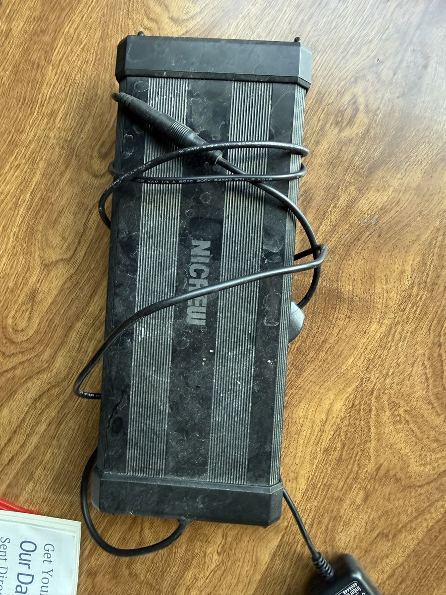 Nicrew Aquarium LED Light Fixture for Fish Tanks - Used Condition