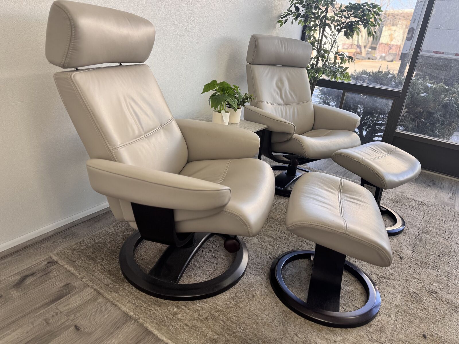 COSTCO LEATHER SWIVEL RECLINERS - FREE DELIVERY