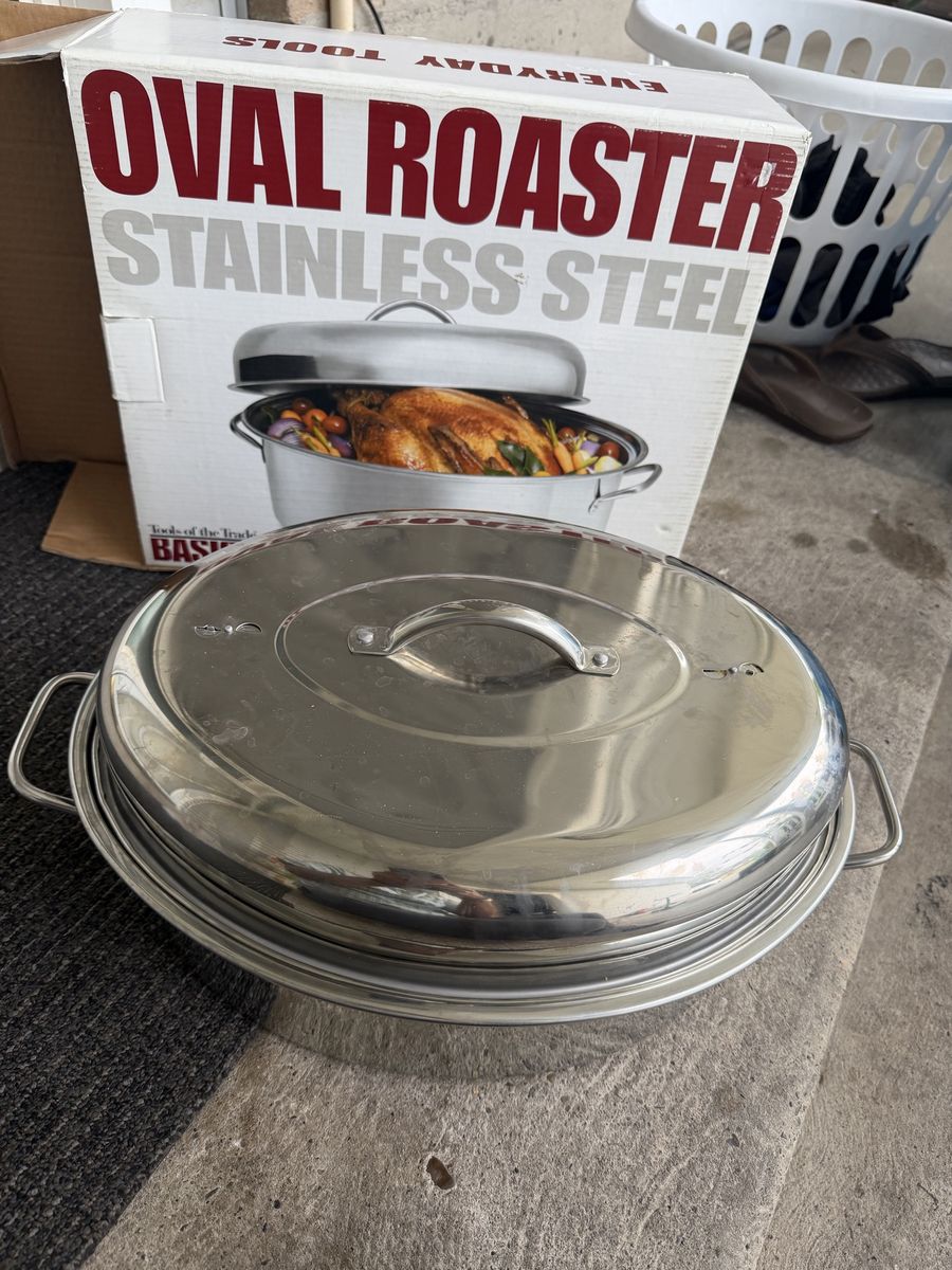 Tools of the Trade Basics Stainless Steel Oval Roaster Pan with Lid and Rack