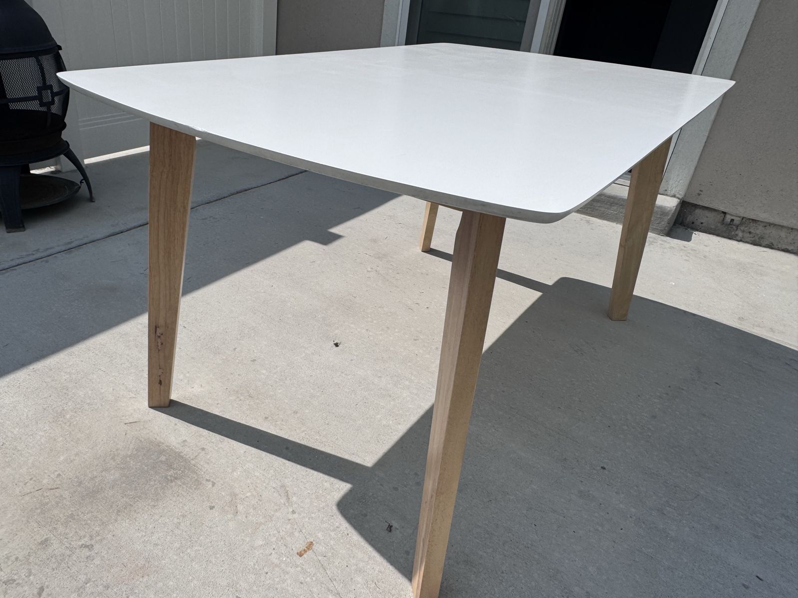 Free Table