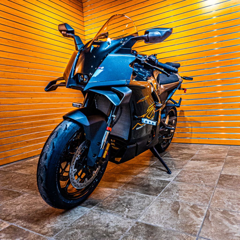 2026 KTM 990 RC R Black - K12010
